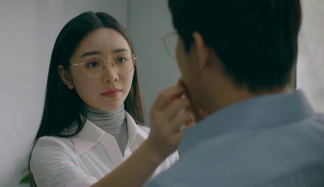 Chúng Ta Của 8 Năm Sau lộ clip quan trọng: Bé Cam gọi sếp Giang là bố, Tùng không còn cơ hội với Nguyệt - 5