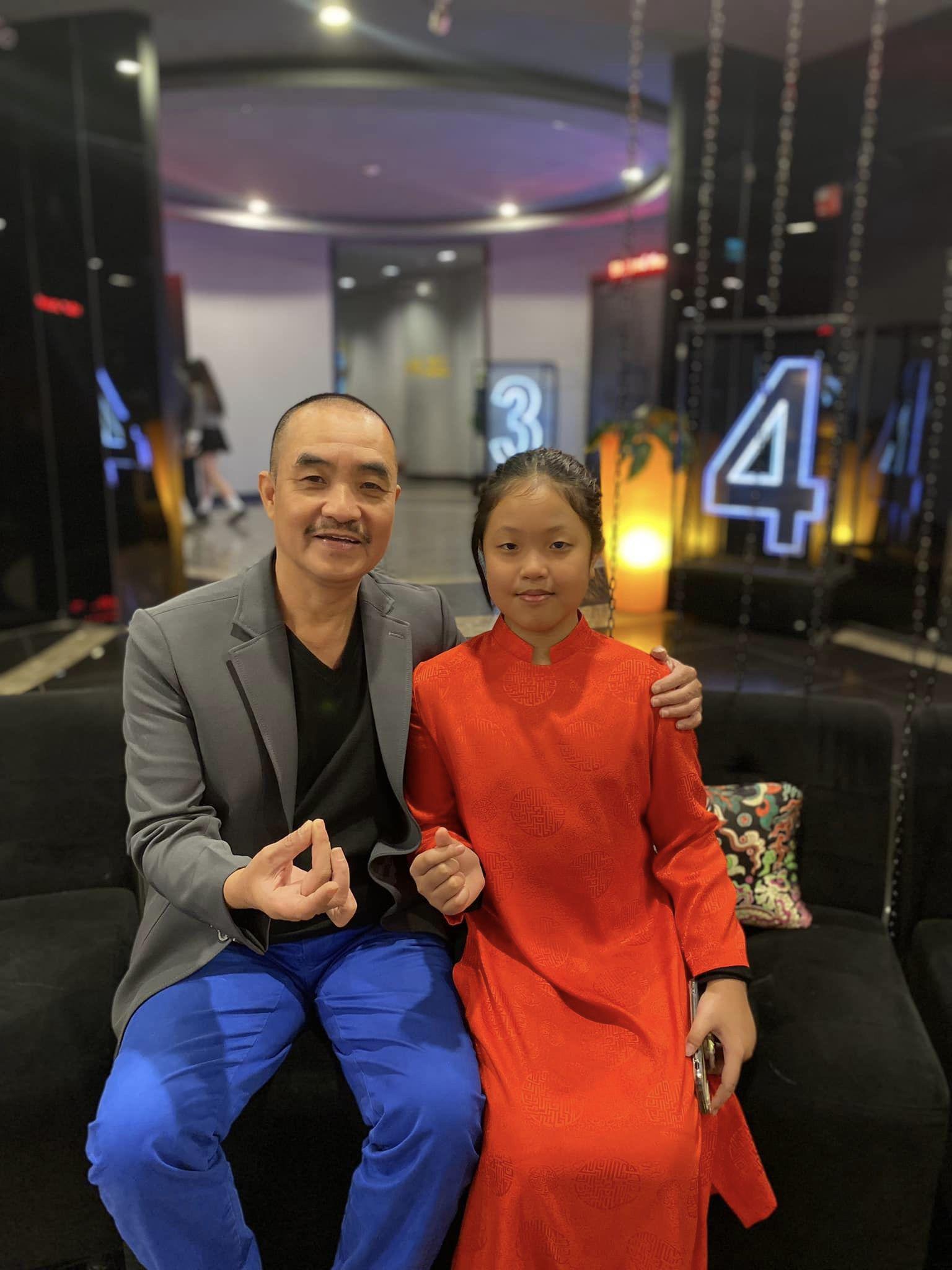 Không phải NSƯT Quang Thắng, Táo Kinh tế năm 2024 từng là tiếp viên hàng không: Nay làm bố đơn thân, sợ cảnh amp;#34;dì ghẻ con chồngamp;#34; - 12