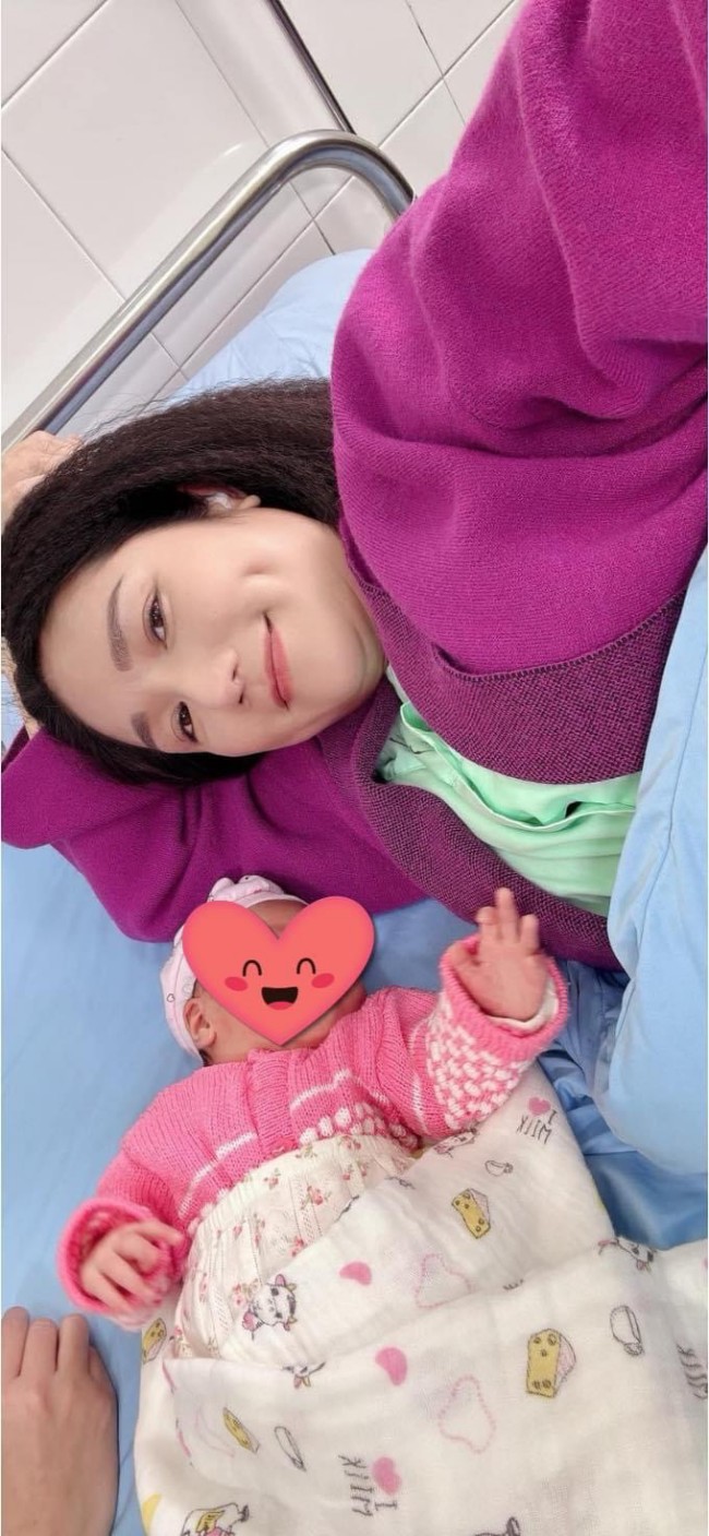 Trích đoạn Cát Tường đi đẻ trong dự án phim mới.