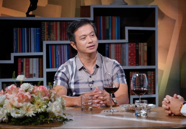 Anh từng khủng hoảng khi quyết định ly hôn với vợ.