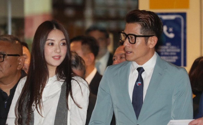 Hôn nhân của cặp đôi khá yên ấm bất chấp điều tiếng không hay. 