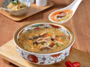 Nghỉ Tết liên tục ăn món canh này, người phụ nữ giật mình khi phát hiện buồng trứng đầy nang