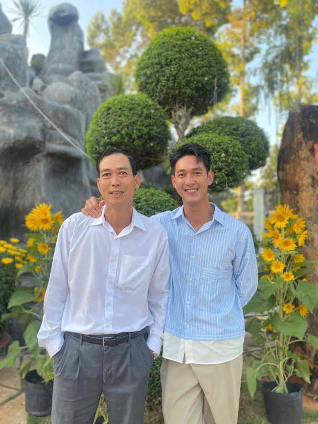 amp;#34;Tổng tàiamp;#34; cao 1m8 điển trai nhất màn ảnh: amp;#34;Tôi đón Tết khá truyền thống, bố mẹ mong con lập gia đìnhamp;#34; - 16