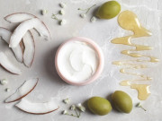 Dầu dừa có thực sự tốt cho làn da của bạn?