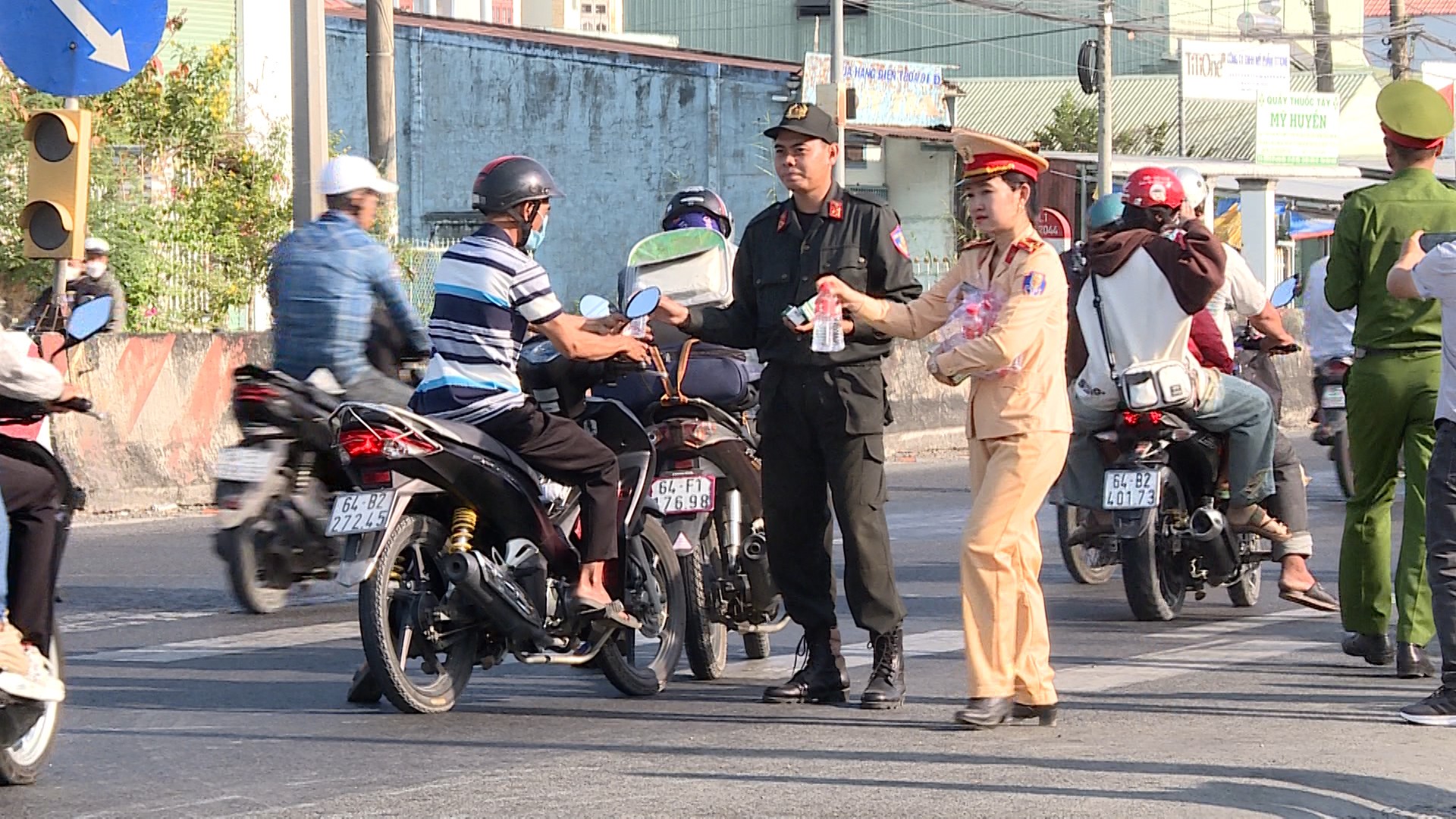 img src/upload/1-2024/images/2024-02-14/1707900427-ct-8989.jpg width660 /