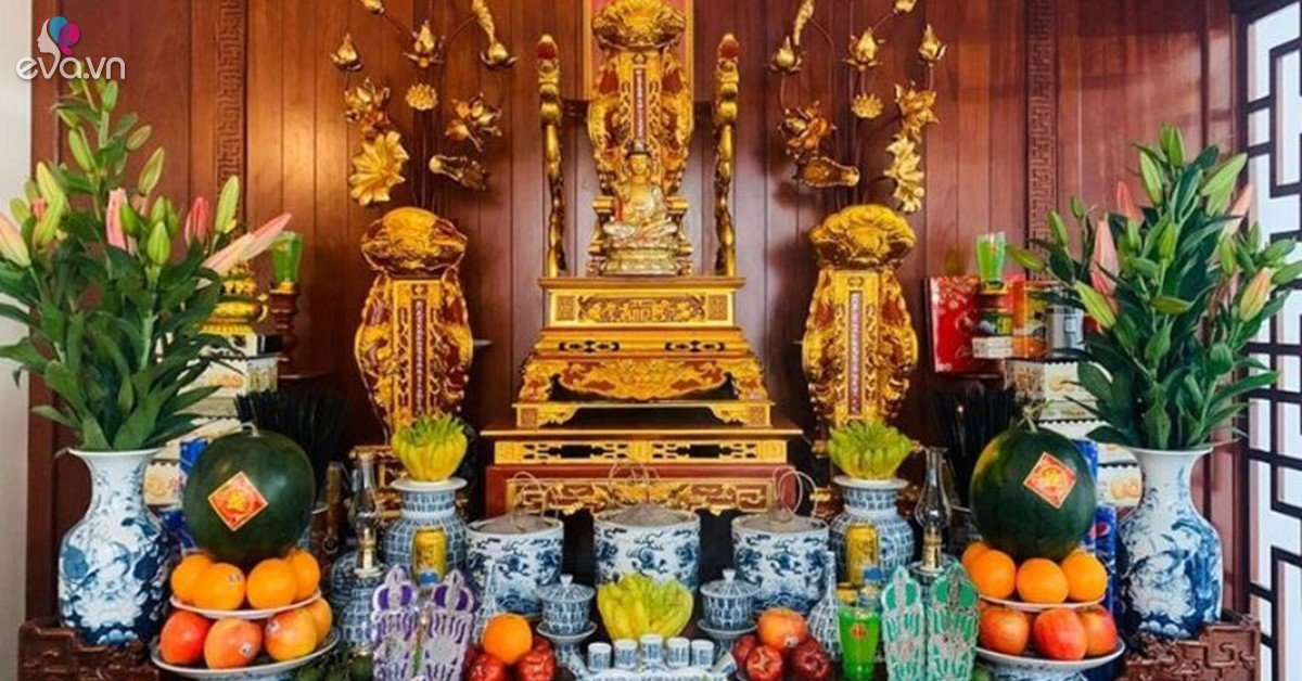 Hết Tết có 3 thứ trên bàn thờ phải hạ xuống gấp, đừng để lâu kẻo tài lộc khó tụ
