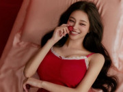 Thời trang - Người đẹp xứ tỷ dân 1 triệu fan mặc váy ngủ siêu quyến rũ trong bộ ảnh quảng cáo mới