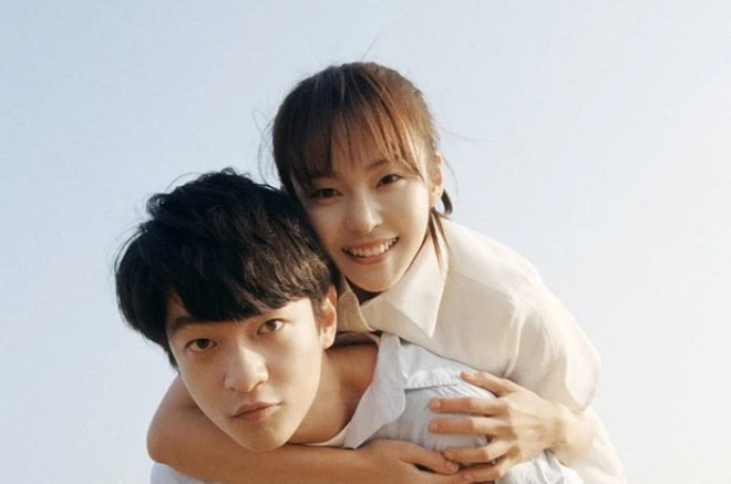 Trương Giai Ninh và Khuất Sở Tiêu trong Ngôi sao lấp lánh.