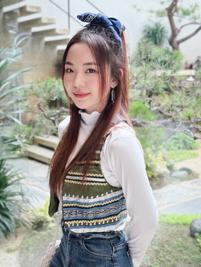 Bóng hồng VTV được gọi là Park Bo Young bản Việt: amp;#34;Tôi yêu chợ hoa ngày Tết, sợ bị hỏi bao giờ cưới chồngamp;#34; - 1