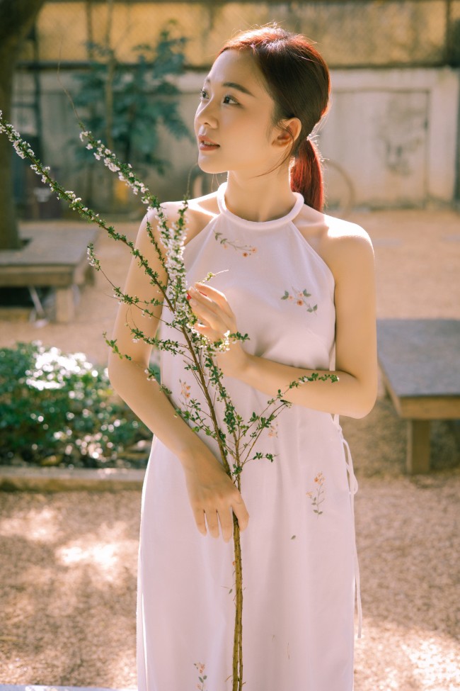 Bóng hồng VTV được gọi là Park Bo Young bản Việt: amp;#34;Tôi yêu chợ hoa ngày Tết, sợ bị hỏi bao giờ cưới chồngamp;#34; - 6