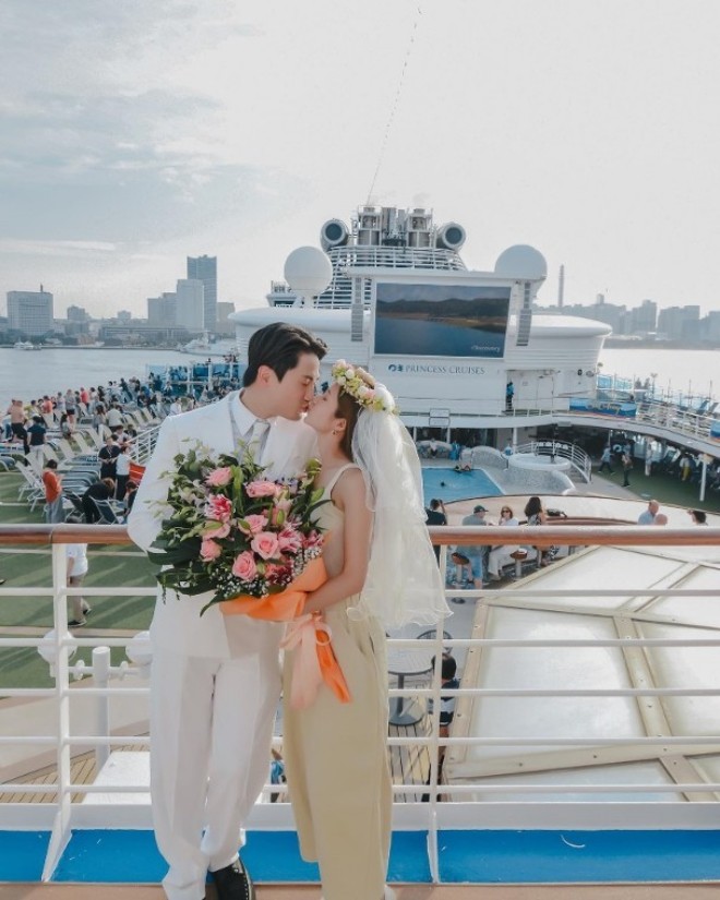 Đặng Trác Ân và Quách Tử Hào đã đính hôn.