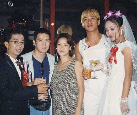 Cặp đôi ly hôn để lại nhiều tiếc nuối cho bạn bè và người hâm mộ.