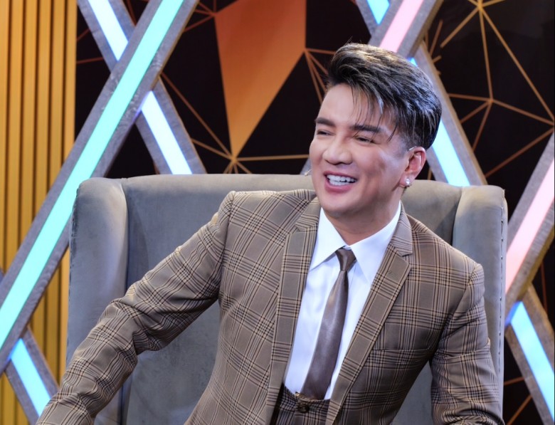 Đàm Vĩnh Hưng cho biết thích bất kỳ món gì liên quan tới mắm.