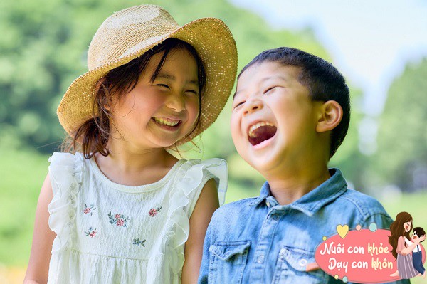 Việc trẻ hình thành quan niệm tốt về giới tính là rất cần thiết, lúc này bố mẹ nên cân nhắc việc cho con ngủ riêng.