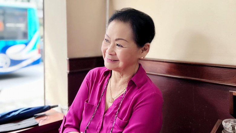 Nữ danh ca từng trải qua giai đoạn khó khăn, vất vả khi sang Mỹ.