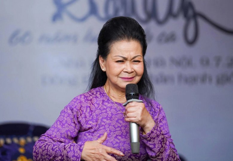 Khánh Ly vẫn còn nhiều tình yêu với âm nhạc ở tuổi 80.