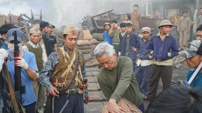 Cơn sốt đầu năm: Phim Việt được đầu tư 20 tỷ, khán giả muốn xem được phải amp;#34;tùy duyênamp;#34; - 3