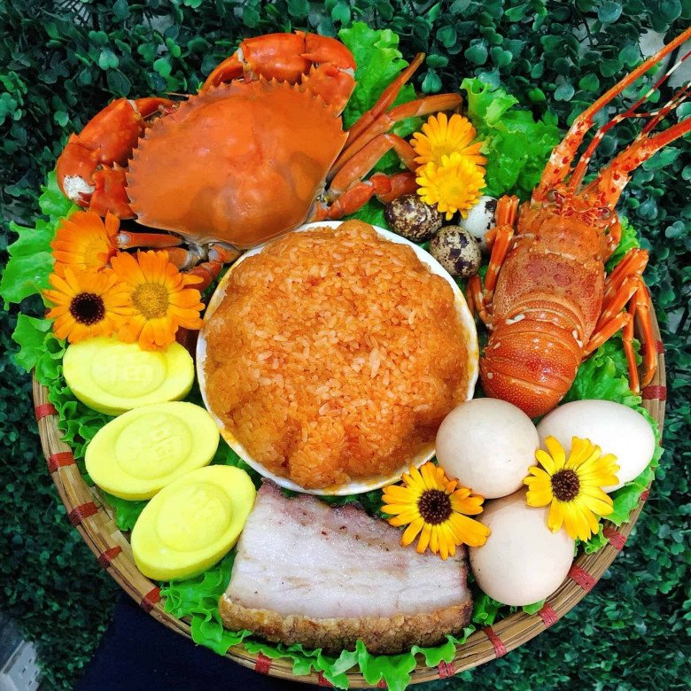 Các mâm cúng có rất ít rau, vì thế khi ăn cần bổ sung thêm để cân bằng chất. Ảnh minh họa. 
