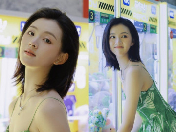 Mỹ nhân 2K1 nổi tiếng sau một đêm đẹp chẳng kém Địch Lệ Nhiệt Ba, makeup như không càng xinh bùng nổ