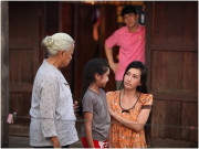 Bà bầu - Bà ngoại về quê ăn Tết có 1 tháng mà lúc lên thành phố chăm cháu bụng đã lùm lùm