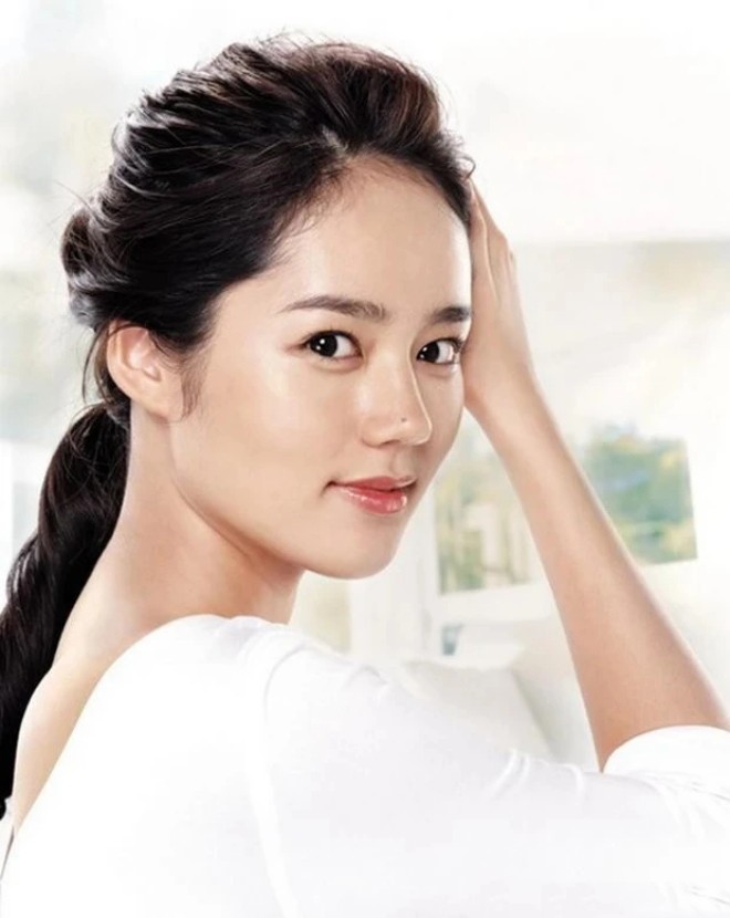 Han Ga In vốn sở hữu vẻ đẹp nổi tiếng cả showbiz.