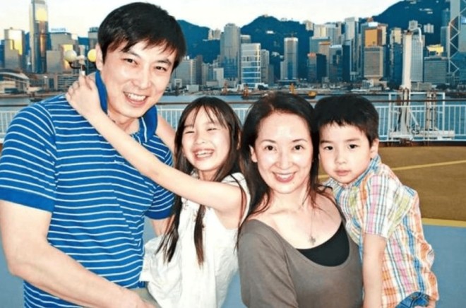 Gia đình khi còn yên ấm của Cung Từ Ân.