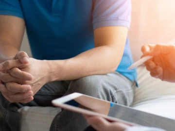 Chàng trai 20 tuổi khiến "cậu nhỏ" gặp nạn khi thử dùng chiêu hiện đại để cải thiện chuyện yêu với bạn gái