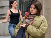 Suri Cruise bộc lộ cá tính thời trang, xưa chăm khoe eo giờ ăn mặc lùng bùng, khó tin là rich-kid một thời