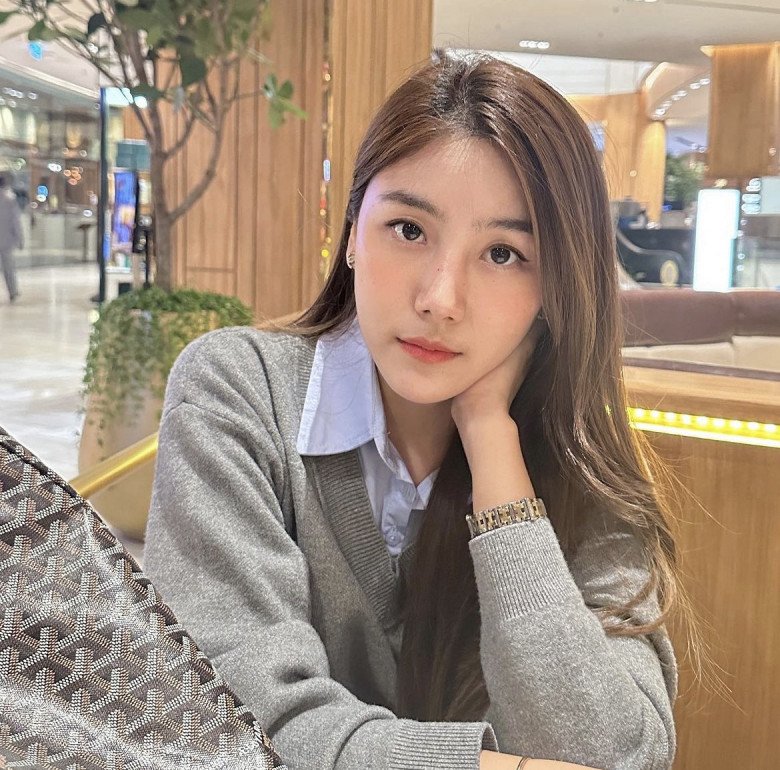 Cận cảnh chiếc mũi của cô nàng ở thời điểm hiện tại.