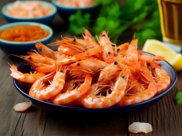 Ăn tôm sông hay tôm biển thì tốt hơn? Dù loại tôm nào thì khi có dấu hiệu này cần bỏ ngay kẻo gây độc