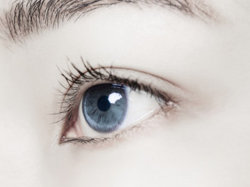 Suýt mù mắt vì xem phim 10 tiếng một ngày