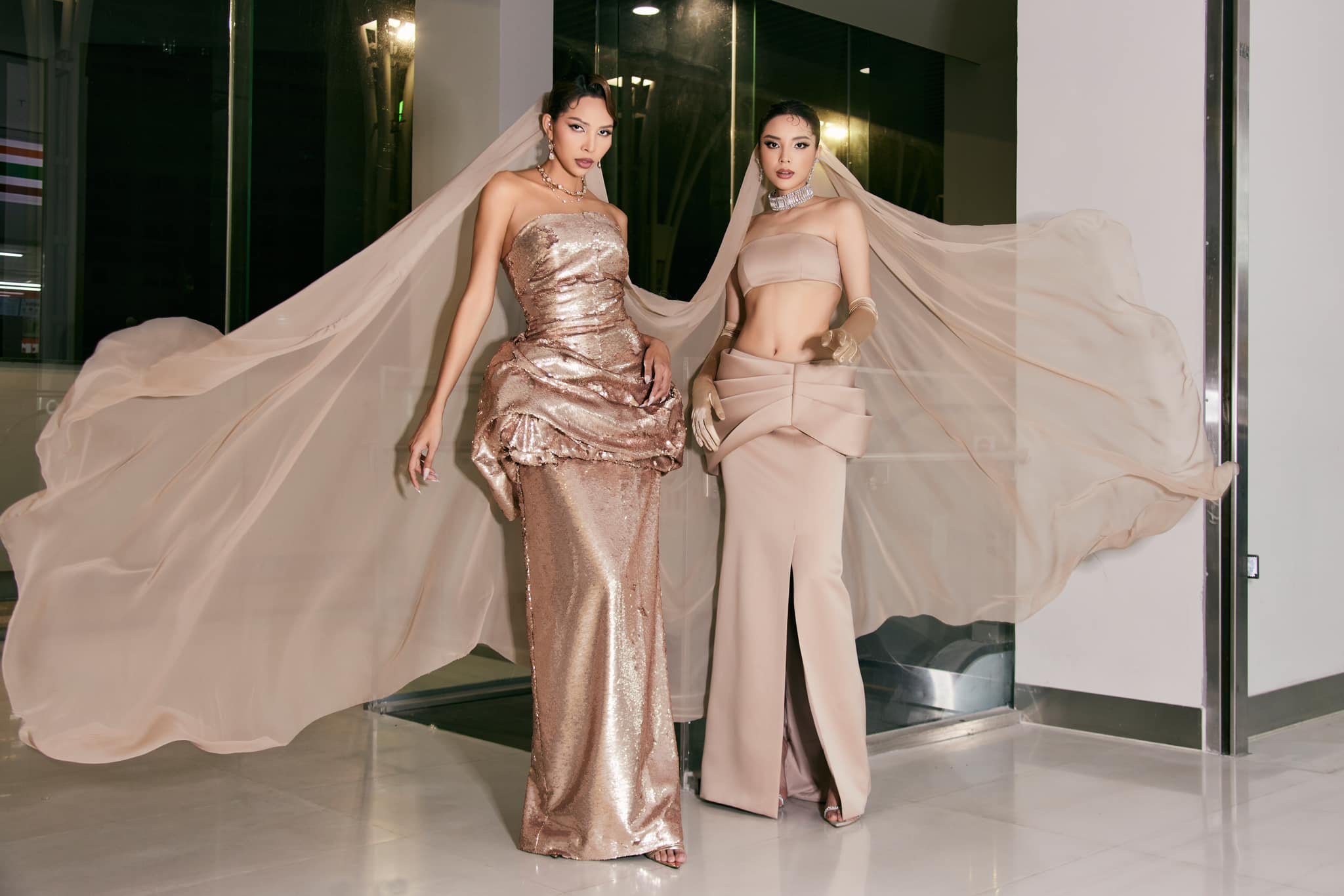 Những hình ảnh gần đây của cặp đôi chỉ xoay quanh công việc.