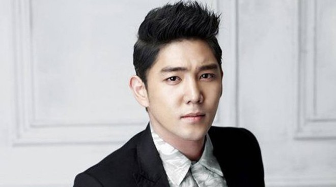  Kangin cũng bay màu vì bê bối lái xe khi say rượu. 