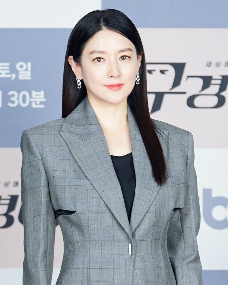 Vẻ đẹp tỏa sáng bất chấp thời gian của nàng Dae Jang Geum ở độ tuổi U60 khiến nhiều người ngưỡng mộ
