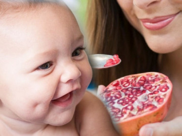 Nhiều mẹ bầu ăn lựu để con có má lúm đồng tiền xinh xắn, điều này có đúng?