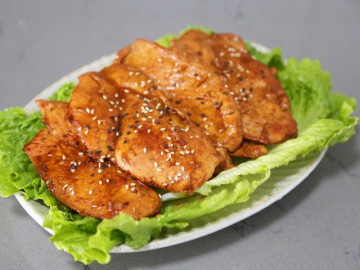 Ức gà áp chảo đơn giản mà ngon