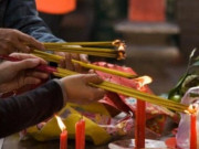 Tin tức - Chuyên gia phong thủy chia sẻ về cúng tam tai hóa giải điều xui