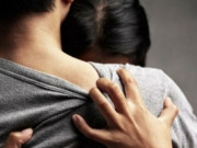 Tin tức - Hiệu trưởng quan hệ bất chính với nữ giáo viên, biết tin cô có thai liền làm chuyện gây phẫn nộ