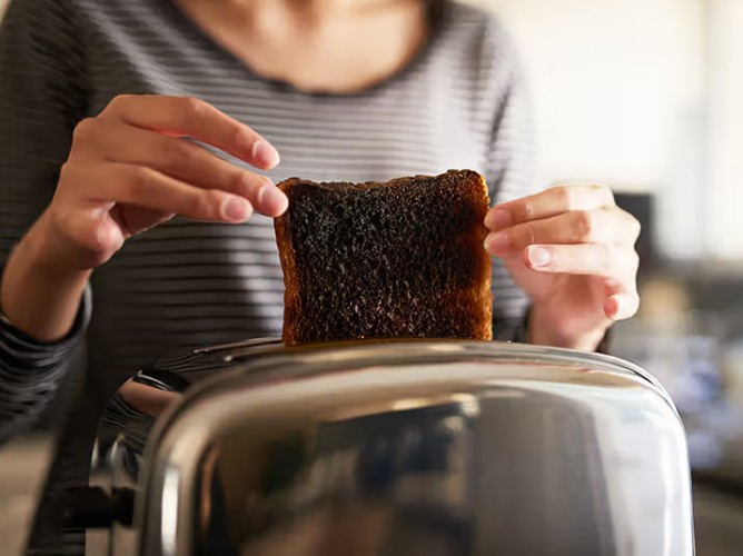 Ăn đồ nướng cháy, uống nước trong chai nhựa có dễ mắc K? Tổ chức nghiên cứu ung thư tiết lộ loại thực sự nguy hiểm - 2