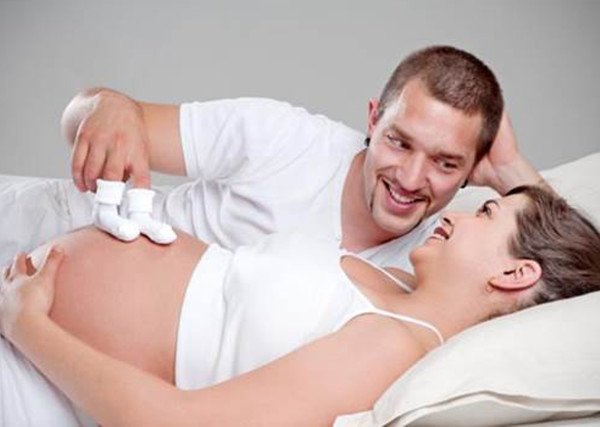 Cô Lucy được chồng yêu thương. (Ảnh minh họa)