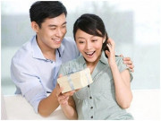 Bà bầu - Chồng tặng vợ chiếc túi hơn 140 triệu đồng sau khi sinh con và sự thật khiến cô "vỡ mộng"