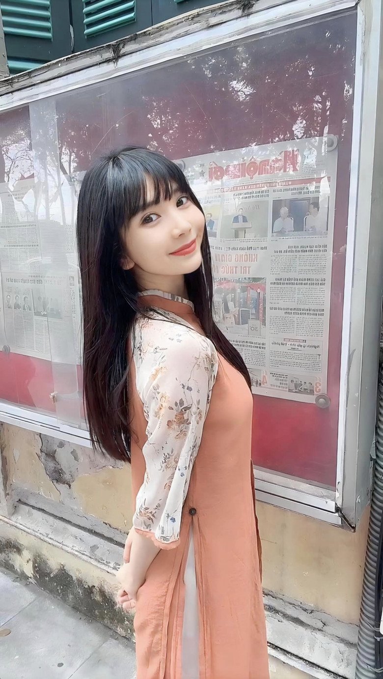 img srchttps://cdn.eva.vn/upload/1-2024/images/2024-03-05/moi-quan-he-cua-quang-le-va-nguoi-yeu-cu-xinh-dep-chia-tay-van-ngu-chung-gio-ra-sao-422008558_3322929644677909_6377885031024441384_n-1709632076-634-width780height1387.jpg width660 /