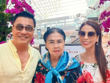 Người mẹ tảo tần chạy xe máy chở hàng, chưa từng đánh con, chỉ nói 1 câu mà Lý Hùng nhớ mãi