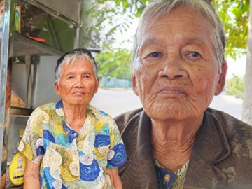 Nữ đại gia Tây Đô giàu có một thời, giờ bán bánh mì dạo được nhiều người ủng hộ