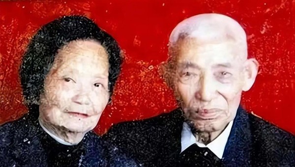 Cụ bà 80 tuổi tái hôn với cụ ông 82 tuổi, đêm tân hôn khóc hết nước mắt khi biết danh tính của nhau - 3