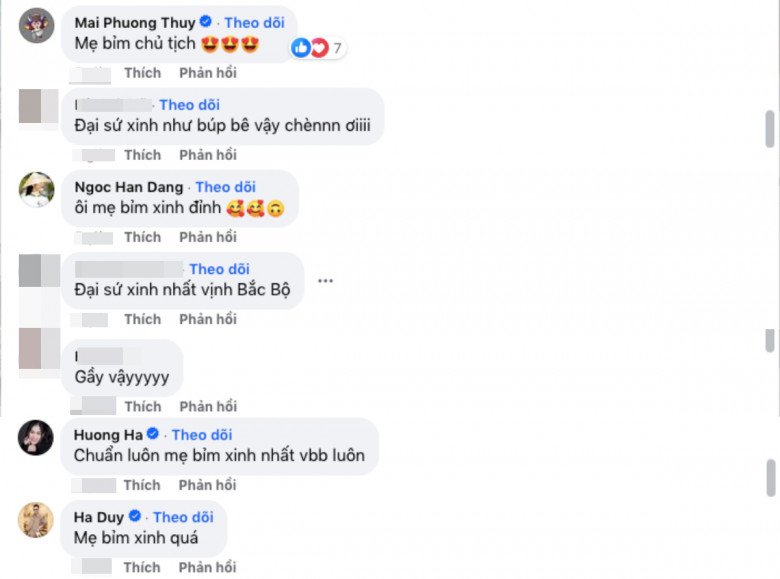 Bên dưới bài đăng, bà mẹ 1 con nhận được cơn mưa lời khen có cánh từ CĐM cũng như các đồng nghiệp sở hữu tick xanh. Trong đó hoa hậu Ngọc Hân xuýt xoa: Mẹ bỉm xinh đỉnh còn Mai Phương Thuý lại trầm trồ mẹ bỉm chủ tịch.