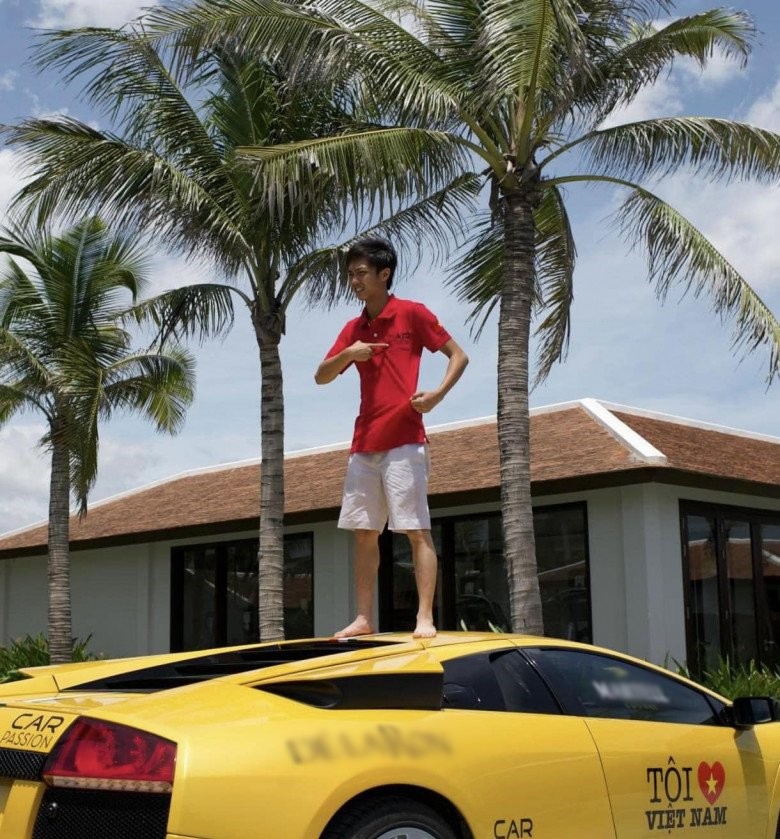 Sao Việt 24h: Chủ tịch CLB Hà Nội phải xếp hàng mua trà sữa dỗ Đỗ Mỹ Linh vì vợ dỗi con gái nhỏ - 10