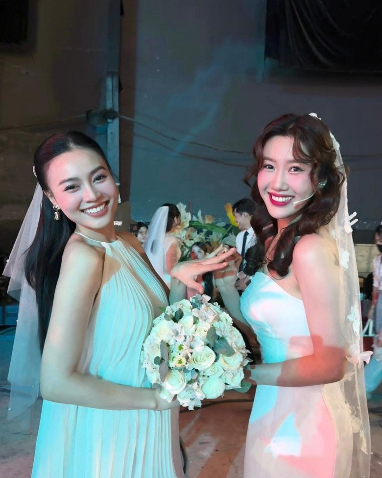 Sao Việt 24h: Con gái thứ 3 vừa tròn 6 tháng tuổi, Phan Hiển bày tỏ mong muốn có thêm em bé amp;#34;rồngamp;#34; - 11