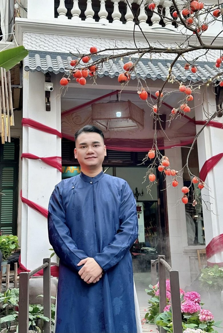 Khắc Việt ngày càng bản lĩnh, là điểm tựa vững chắc cho vợ con.