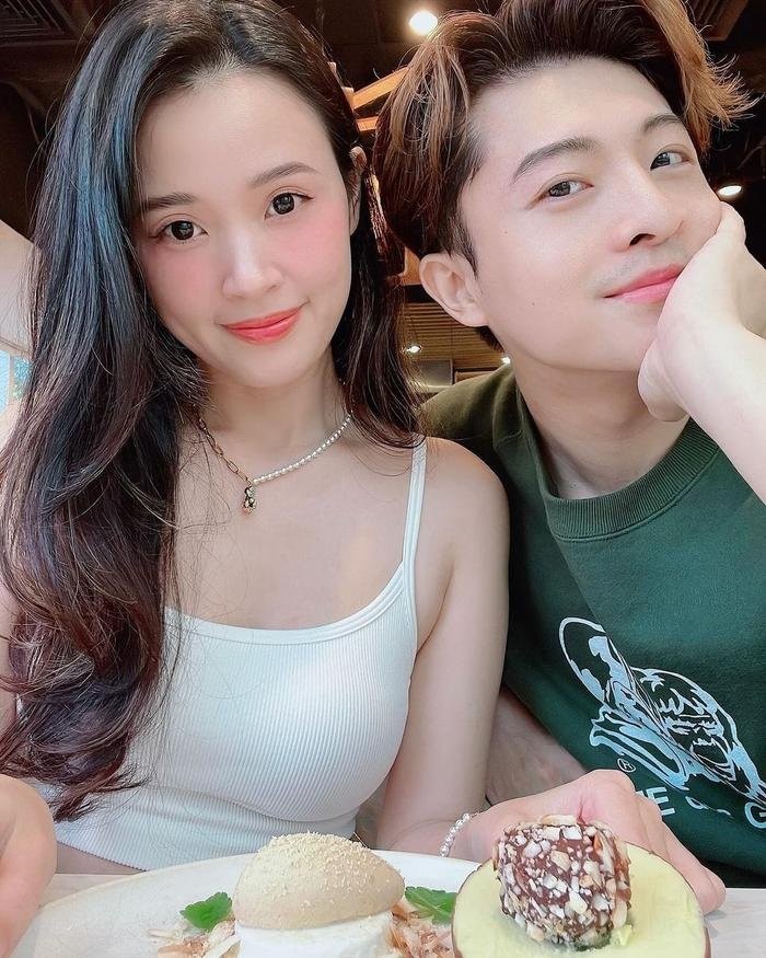 Sao Việt 24h: Để mặt mộc cho con ti sữa hậu sinh nở, Lan Phương trào nước mắt vì 1 câu nói của chồng ngoại quốc - 11
